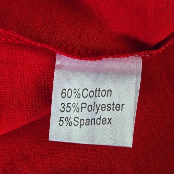 New Red Christmas Graphic T-Shirt – “Dashing Through the Snow” – Size Large - Picture 5 of 6